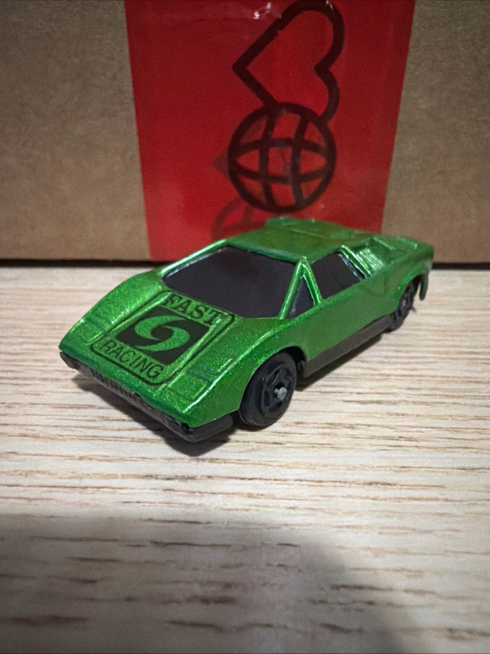 Vintage Lamborghini Countach “Fast Racing” Diecast Car